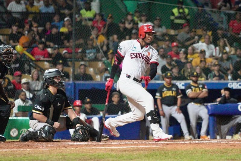 Jimmy Paredes representará a RD con el equipo de béisbol en los Juegos Centroamericanos y del Caribe 2026